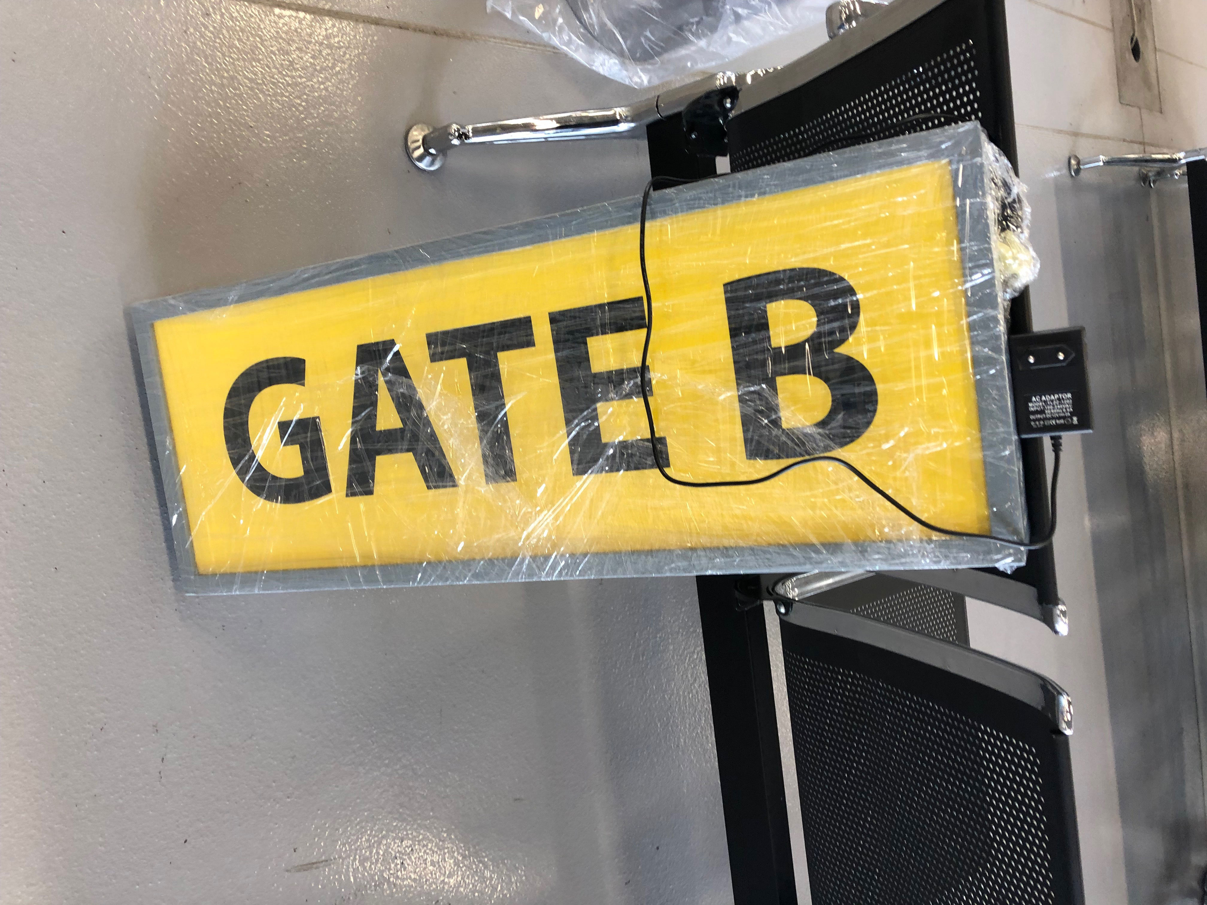 GATE B